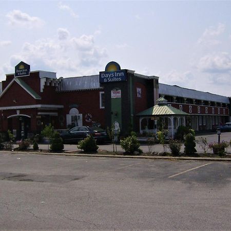 Days Inn & Suites By Wyndham Terre Haute Ngoại thất bức ảnh