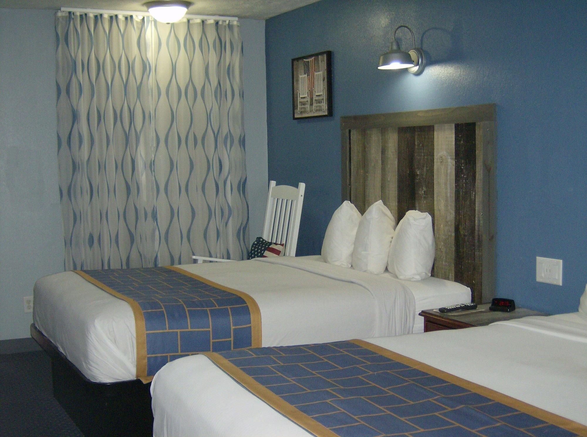 Days Inn & Suites By Wyndham Terre Haute Ngoại thất bức ảnh